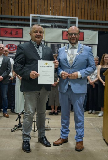 Landesehrennadel an Wolfgang Bundschuh verliehen